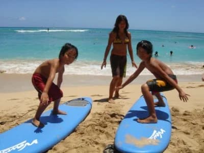 kids surfing